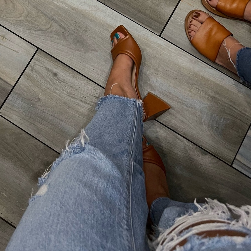 Some Triangle Block Kitten Heel - image 1